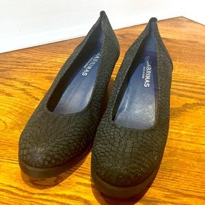 SABRINAS MADE IN SPAIN WOMEN’S LIKE NEW !!!